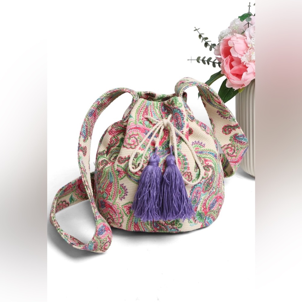 COMFYLUXE Boho Paisley Drawstring Crossbody Bag - Purple‎ Tassel